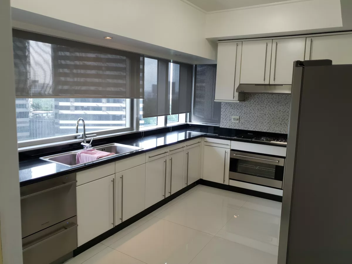 Pacific Plaza Towers 3BR Condo Rent BGC02