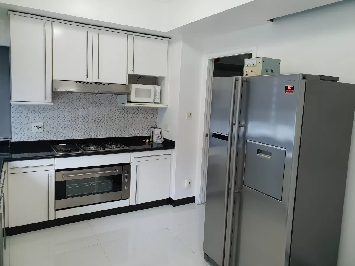 Pacific Plaza Towers 3BR Condo Rent BGC03