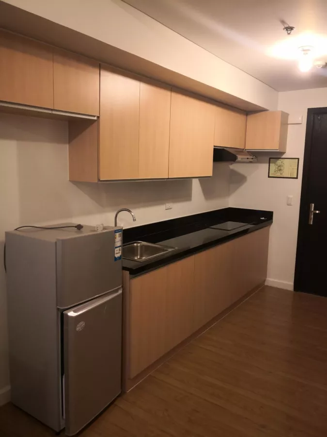 "Studio unit in High Park Tower 2, Vertis North Quezon City For rent"03