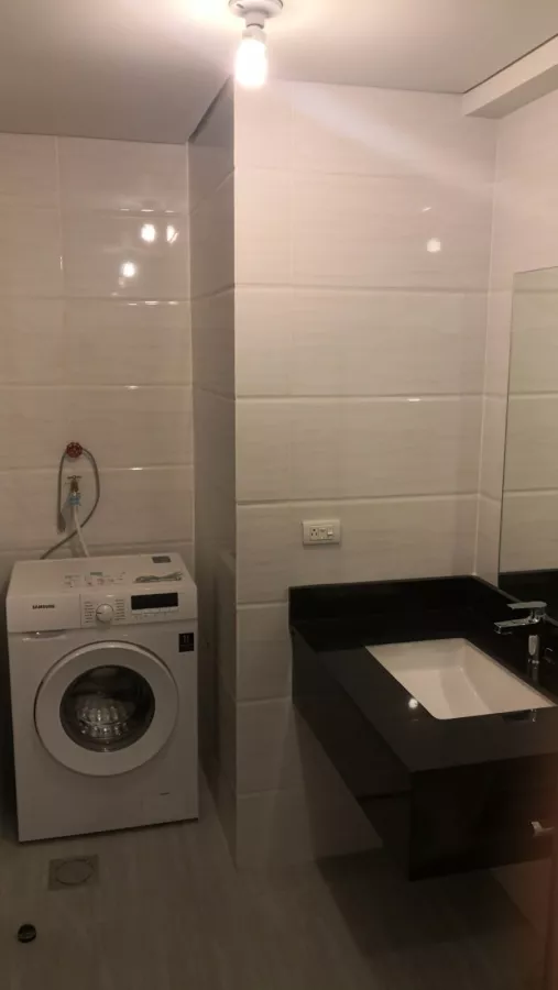 "Studio unit in High Park Tower 2, Vertis North Quezon City For rent"04