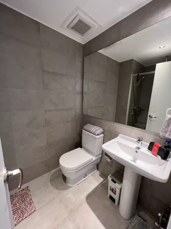 "For Rent One Bedroom Unit at Acqua Residences, Iguazu Tower, Mandaluyong City"06
