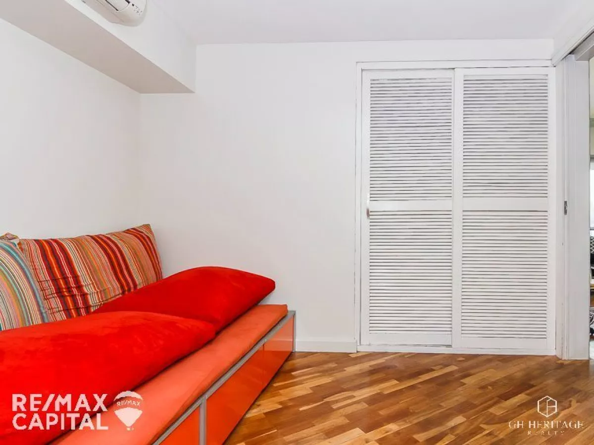 One bedroom unit with den for lease in Joya North Tower04
