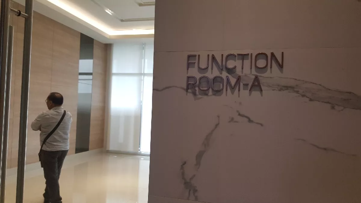 "For Lease Studio Unit at Kroma Tower, Legazpi Village, Makati City"07