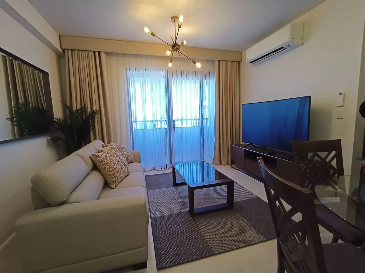 For Rent 1-Bedroom Unit w/ Bathtub & Parking Slot located in Cebu Business Park05