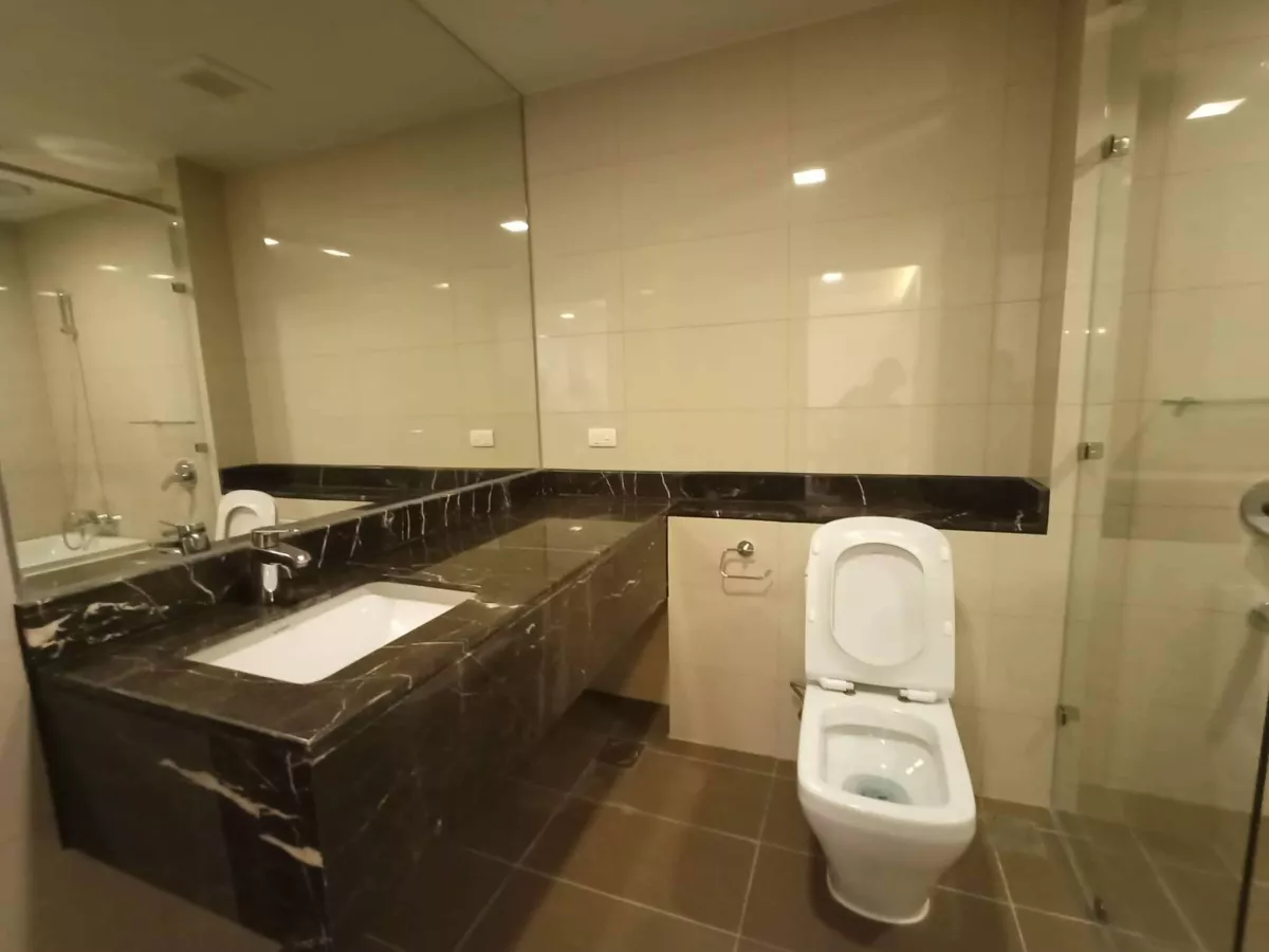 For Rent 1-Bedroom Unit w/ Bathtub & Parking Slot located in Cebu Business Park07