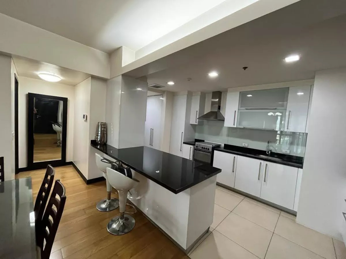 One Serendra For Rent Condo in BGC06