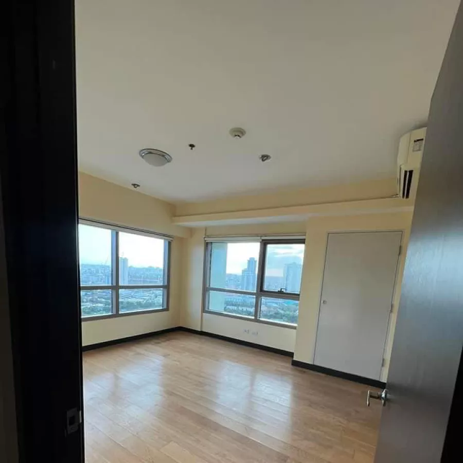 The Residences at Greenbelt Makati 2 Bedroom Unit02