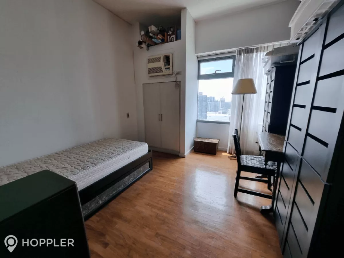 "2BR Condo for Rent in One Legazpi Park, Legazpi Village, Makati - RR3075281"04