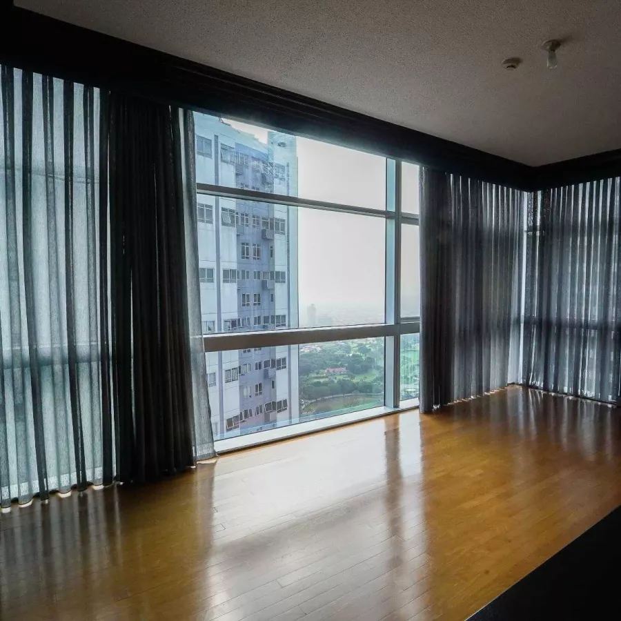 Pacific Plaza Towers 3BR Condo Rent BGC Taguig03