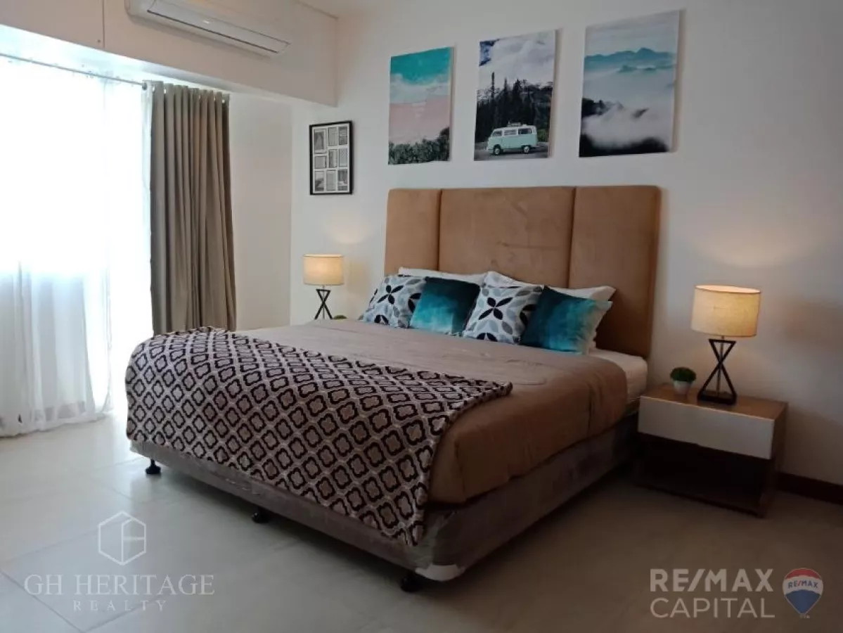Brand New Studio Unit for Lease in The Royalton at Capitol Commons03
