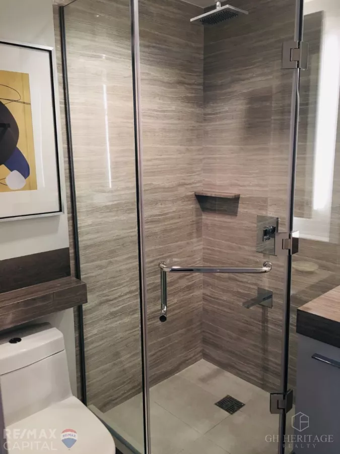 "Interior Decorated 2 Bedroom Unit for Lease in Lincoln Tower, Makati"08