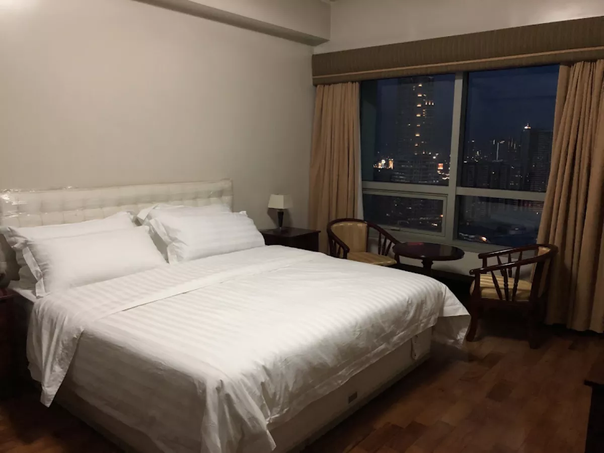 "For Rent - 2BR in The Residences at Greenbelt Laguna Tower, Makati City"05