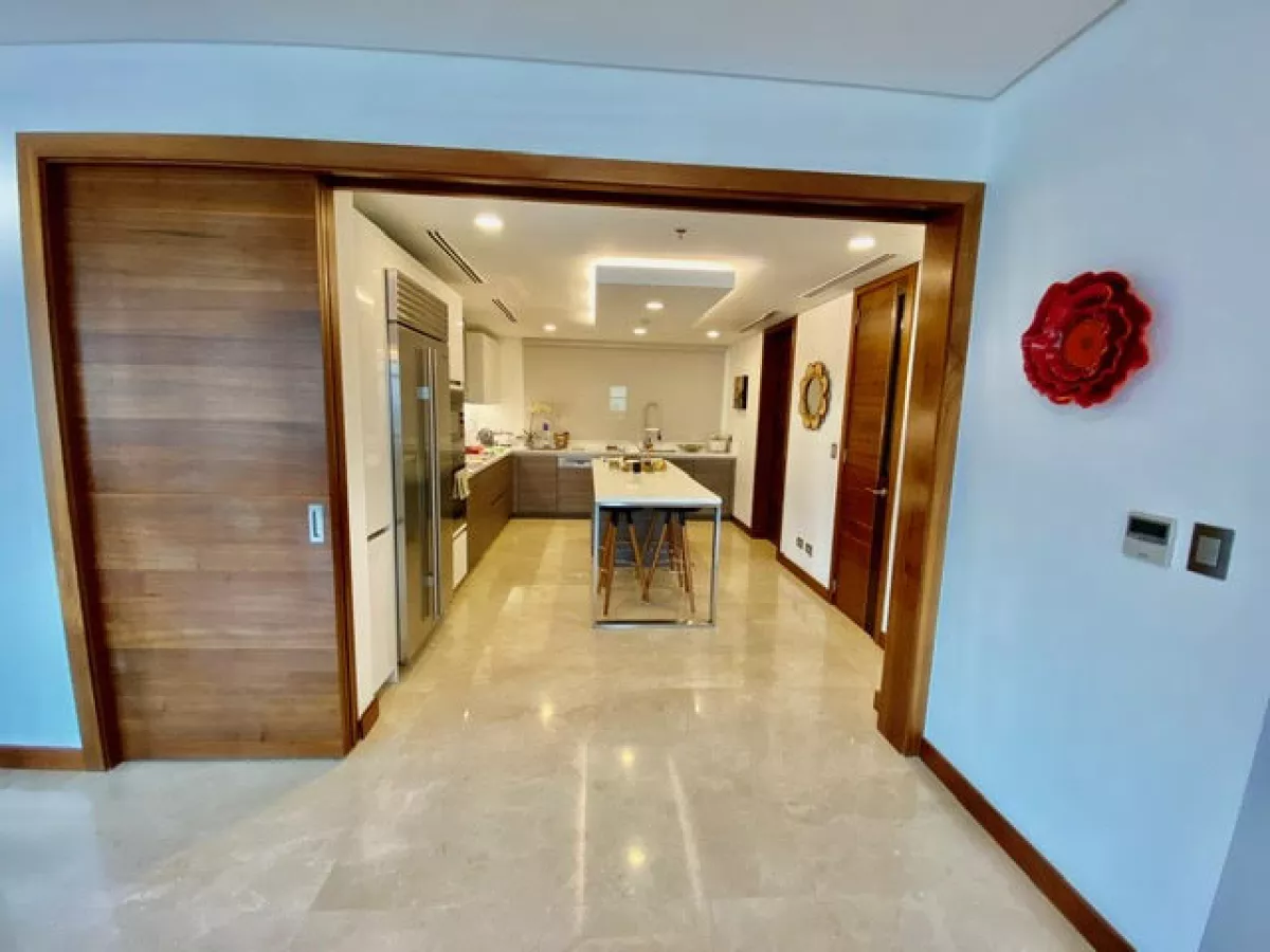 For Lease | Luxuriously Furnished 3BR Condo Unit at Two Roxas Triangle in Makati06