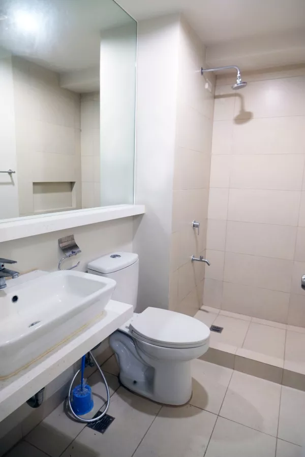 53 BENITEZ 2BR Condo Unit with Parking for Rent in New Manila Quezon City | 222005