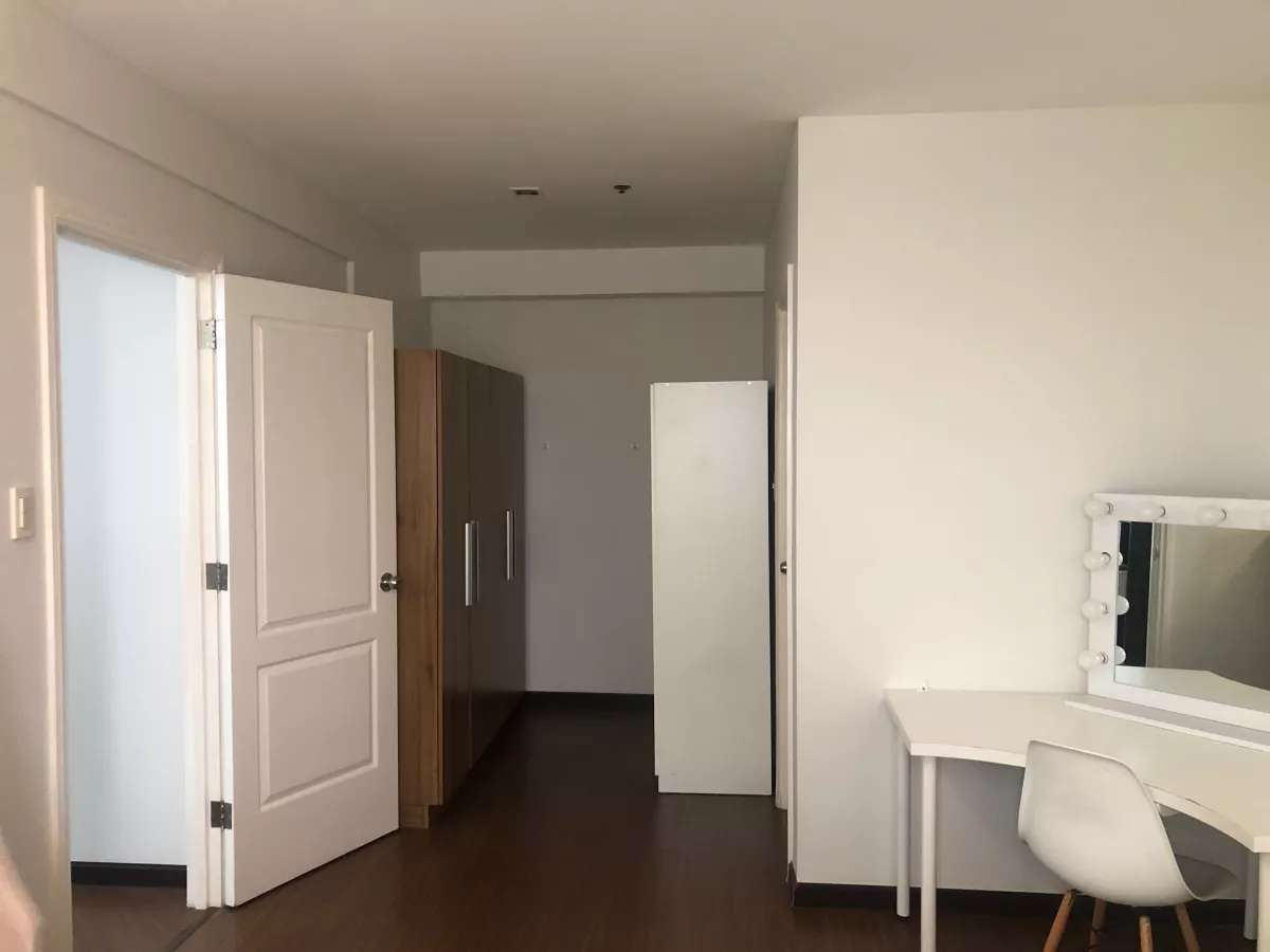 "2 Bedroom Furnished Unit For Lease in Gramercy Residences, Makati City"09
