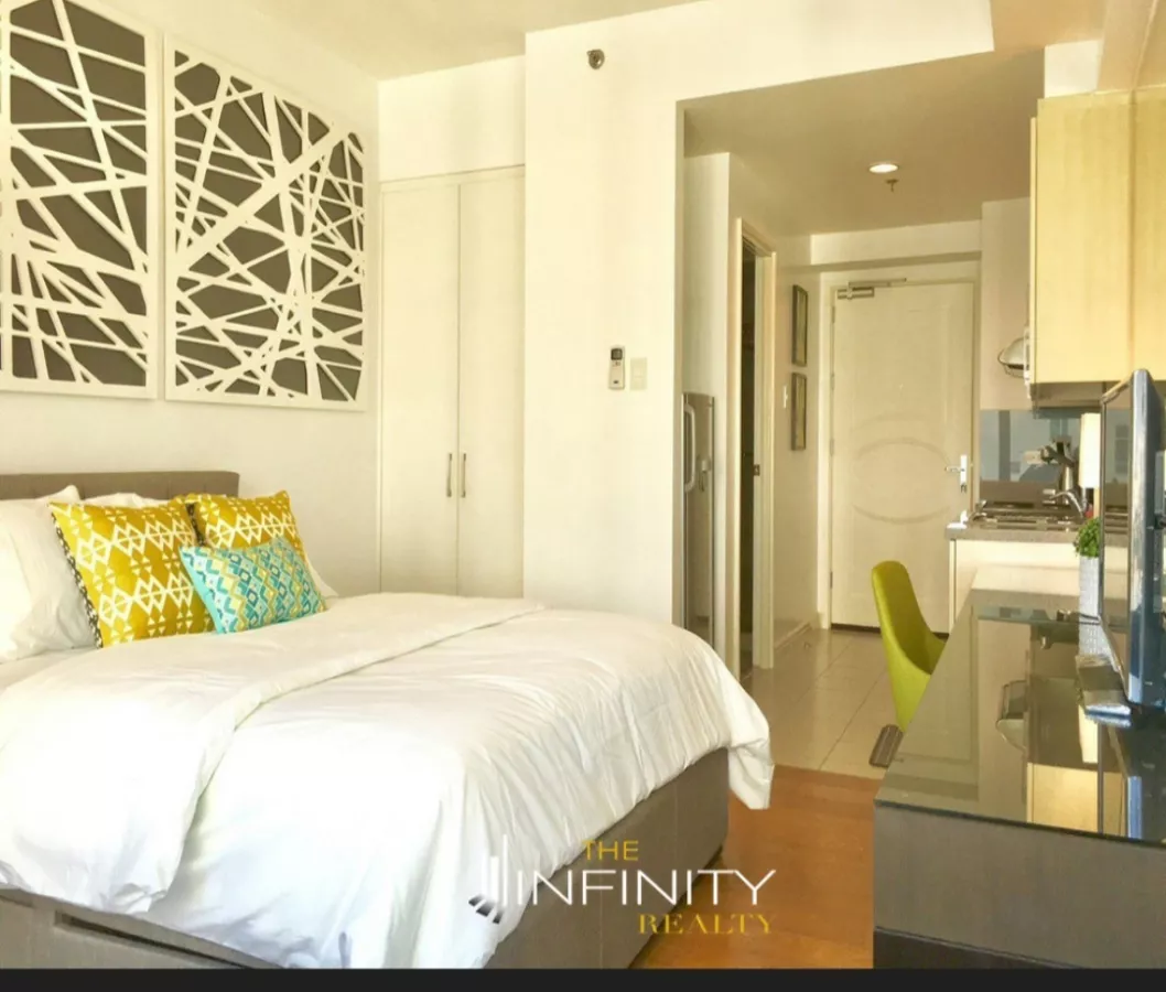 One Rockwell East Studio for Rent02