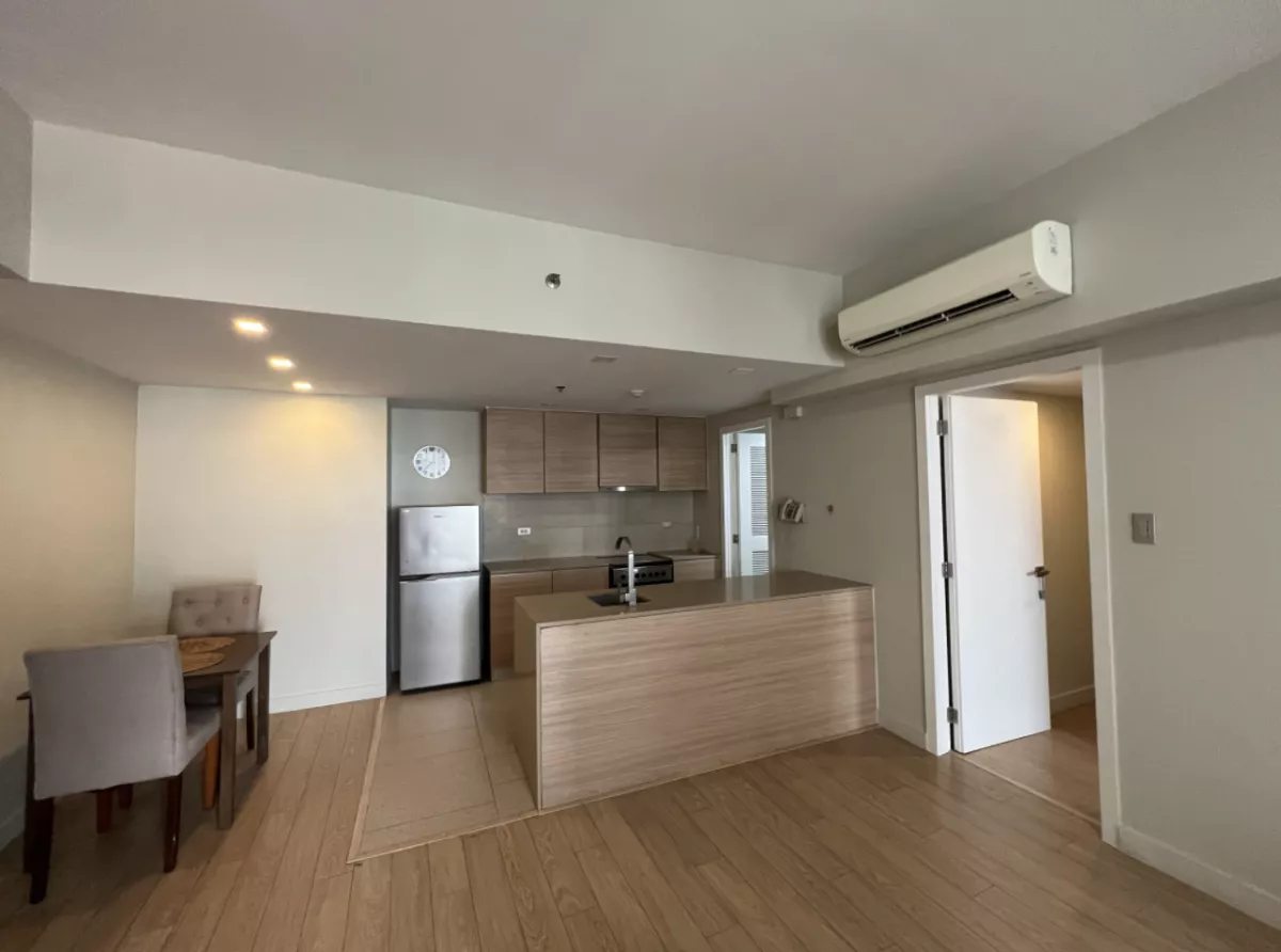 "For Rent 1 Bedroom Unit One Shangri-la - South Tower, Mandaluyong City"02