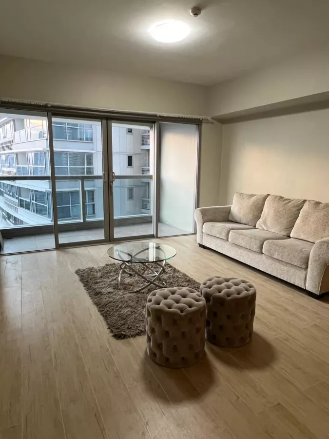 "For Rent 1 Bedroom Unit One Shangri-la - South Tower, Mandaluyong City"07