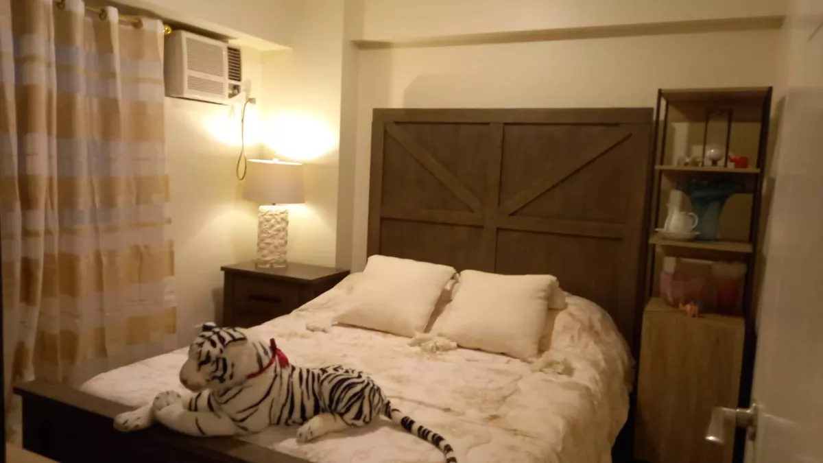 "Fully Furnished 2 Bedroom Condo Unit for Rent in Viera Residences, Quezon City"02