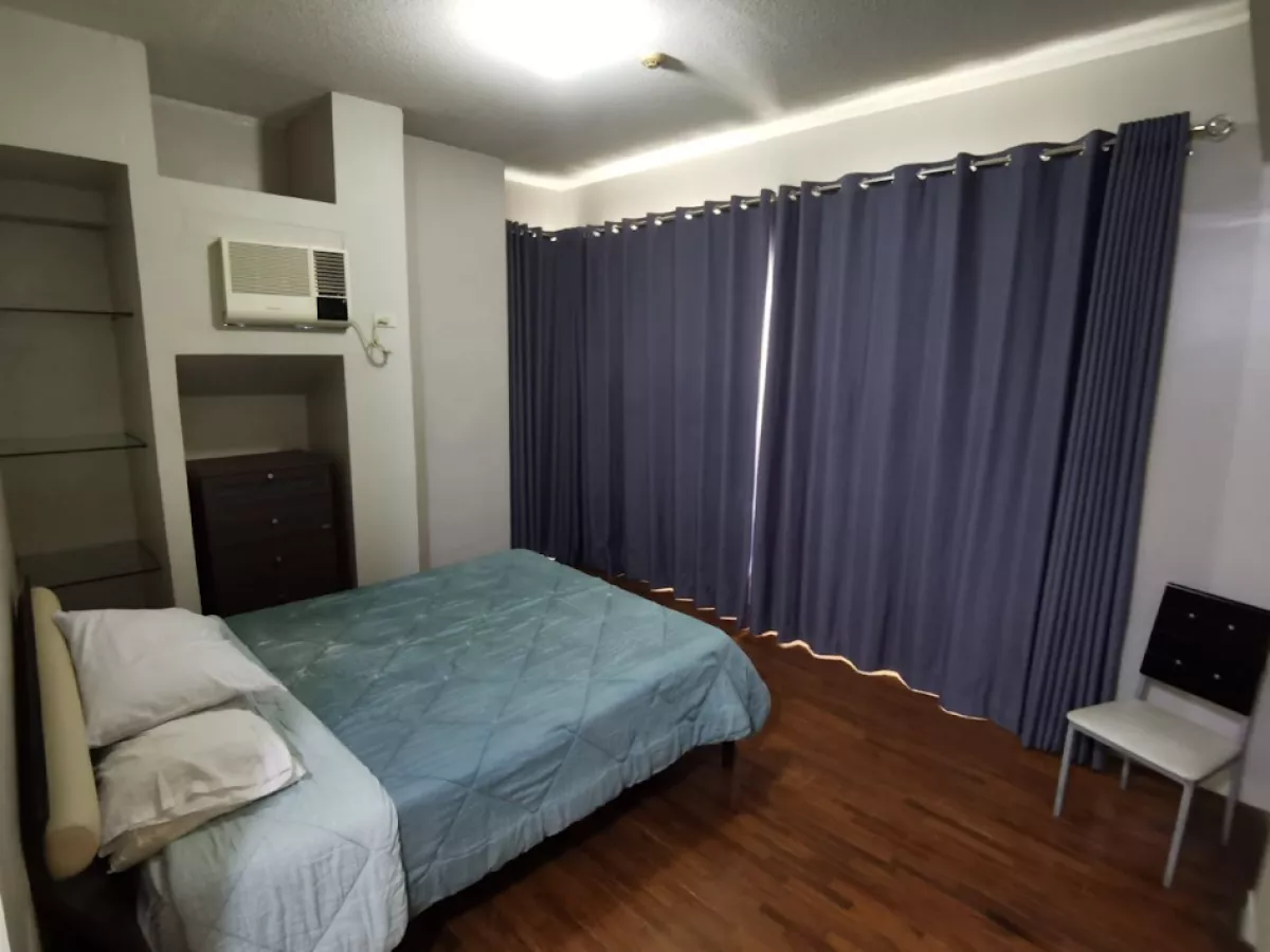 "FOR LEASE - 2 bedroom in One Legaspi Tower, Makati"06