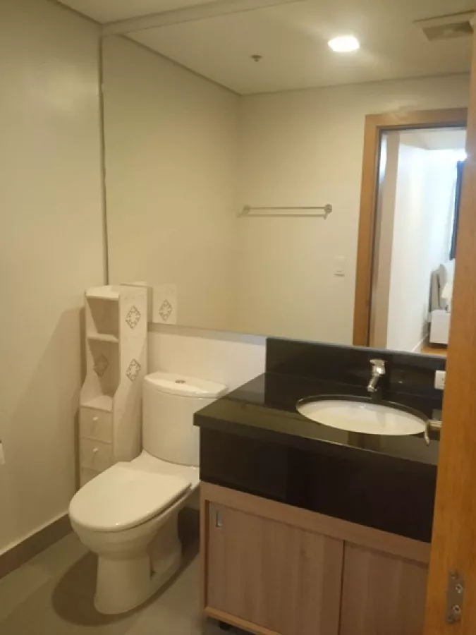 "3 Bedroom, Ayala Park Terraces in San Lorenzo, Makati City"07