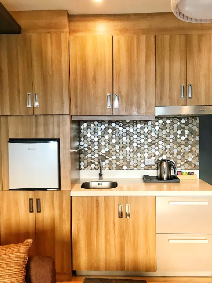 Fully Furnished Studio Unit in Century City Makati near Rockwell03