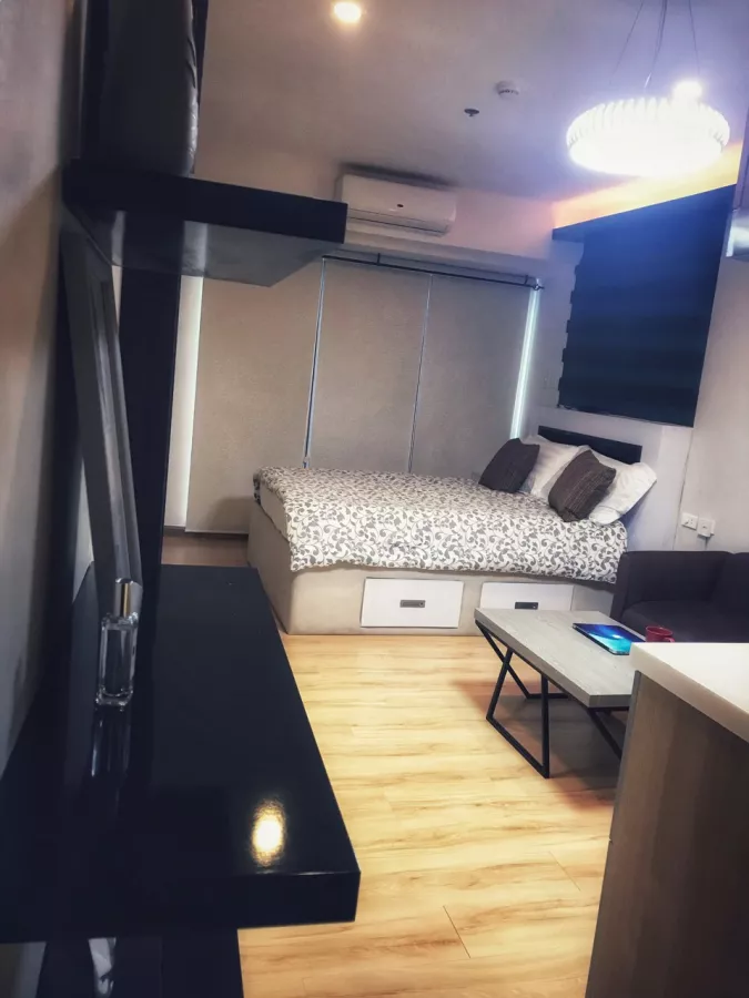 Fully Furnished Studio Unit in Century City Makati near Rockwell04