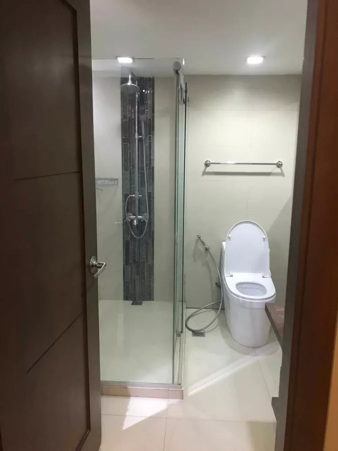 "Marbella 2 , Malate Manila, 1 Bedroom  With Balcony For Rent"08