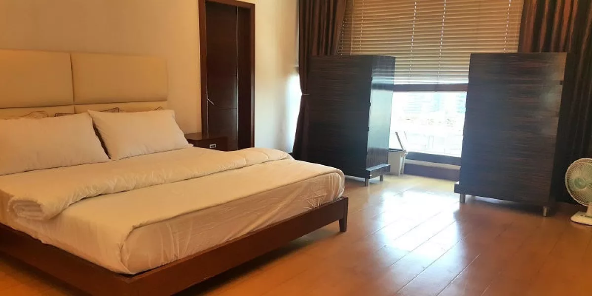 "For Rent Spacious 3 Bedrooms at Shang Grand Tower, Makati City"02