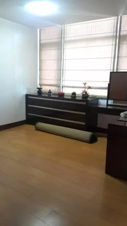 "For Rent Spacious 3 Bedrooms at Shang Grand Tower, Makati City"09