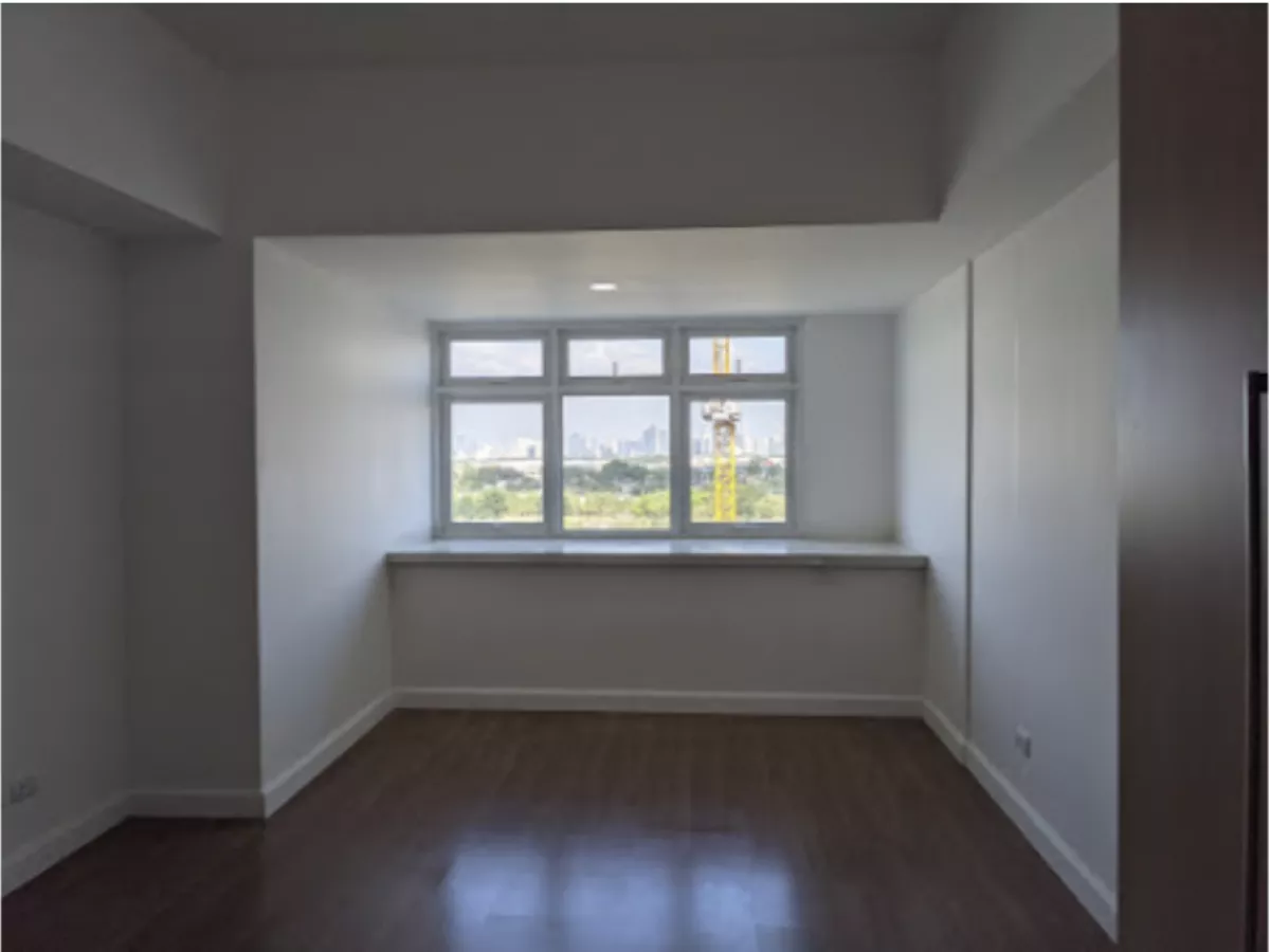 "2BR Condominium at Arca South West Veranda, Taguig for only P75K"02