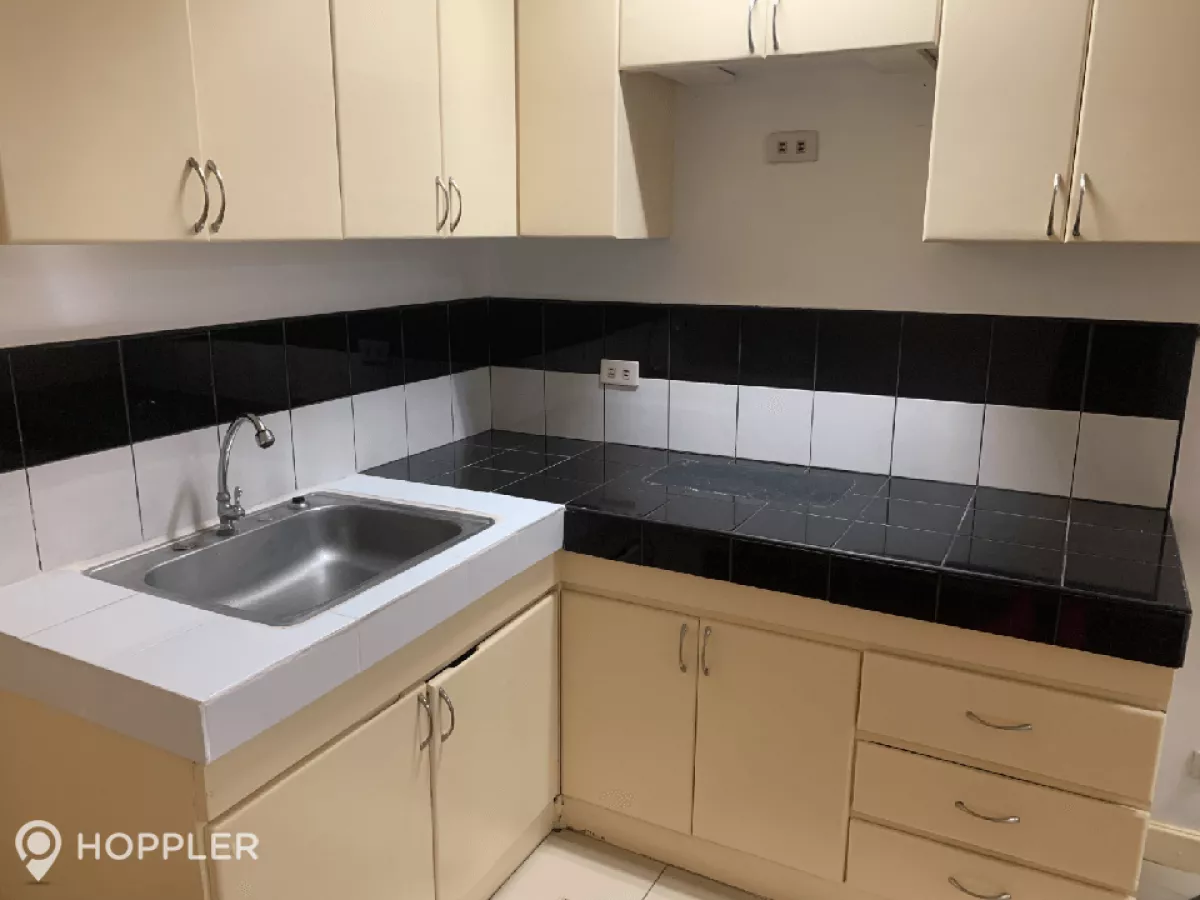 "1BR Condo for Rent in Nobel Plaza, Salcedo Village, Makati - RR3175481"08
