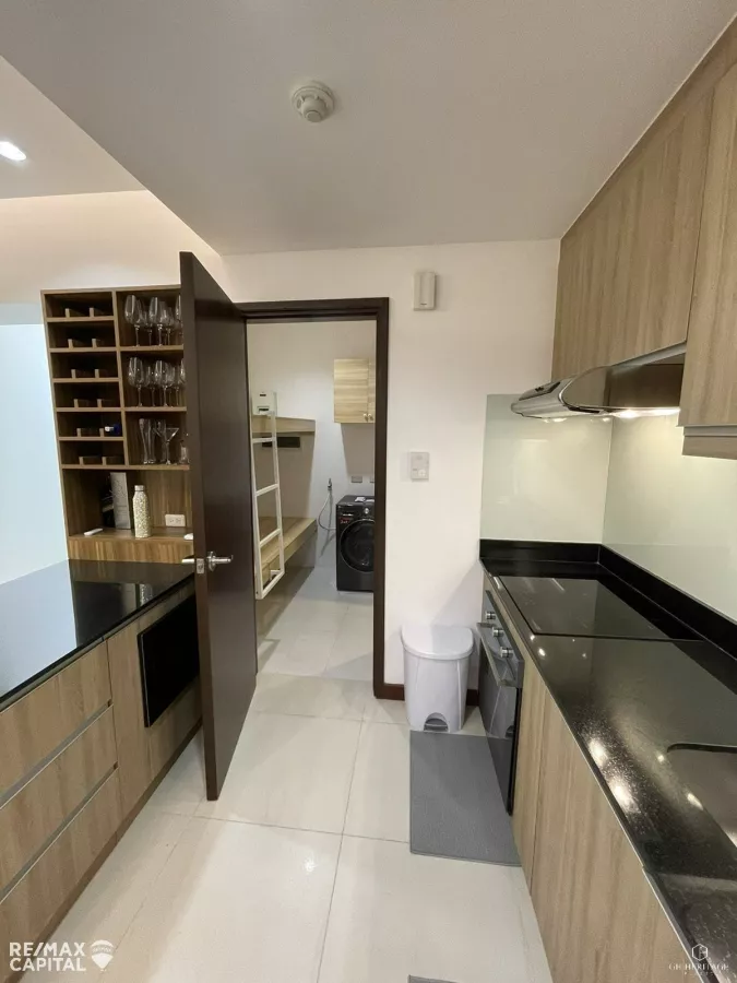 "Fully furnished Corner unit for lease in The Royalton at Capitol Commons, Pasig"07