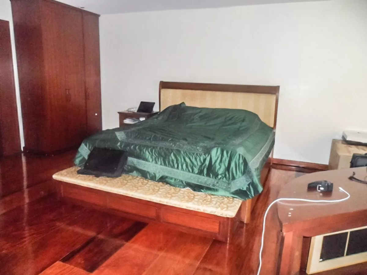 "Paseo Parkview Suites, 2 Bedroom for Rent, Salcedo Village, Makati,  RH-17266"02