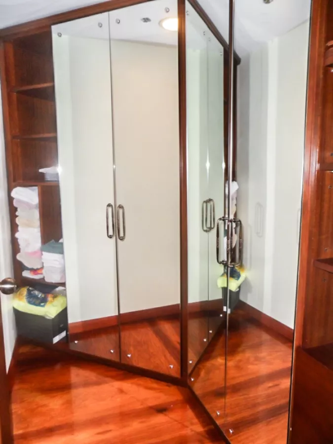 "Paseo Parkview Suites, 2 Bedroom for Rent, Salcedo Village, Makati,  RH-17266"04