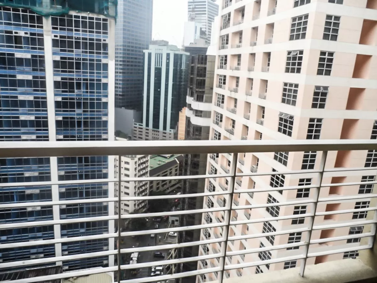 "Paseo Parkview Suites, 2 Bedroom for Rent, Salcedo Village, Makati,  RH-17266"05