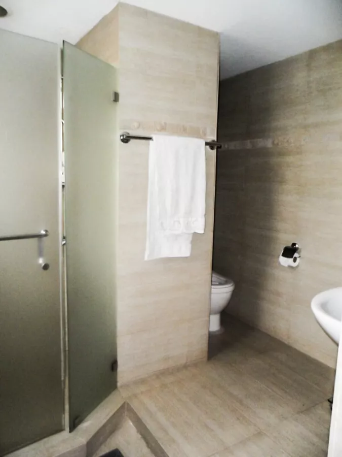 "Paseo Parkview Suites, 2 Bedroom for Rent, Salcedo Village, Makati,  RH-17266"06