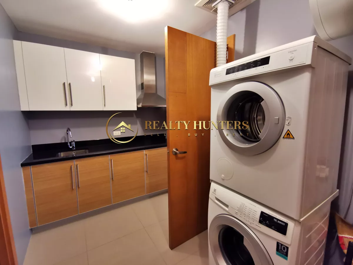3 Bedroom Unit for Rent in Park Terraces Makati City09