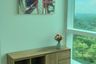 Fully Furnished 2 Bedroom Unit in 8 Forbes Town Road BGC Taguig City04
