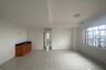Spacious 2 Bedrooms Condo Unit for Sale/Lease05