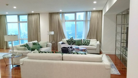 "Fully Furnished Three Bedroom Unit for Lease in One Roxas Triangle, Makati City."03
