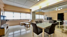 "Affordable 2BR Condo in Avalon, Cebu Business Park for rent with Parking"03
