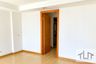 Semifurnished 2 Bedroom Condo for Rent in Regent Parkway Taguig City05