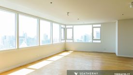 SKY HIGH LUXURY LIVING: "Breathtaking City Views from a Spacious 3 bedroom Unit in Park Terraces Point Tower."03