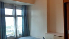 For Rent: 1BR Fully Furnished Condo Unit with Parking in The Trion Towers Taguig03