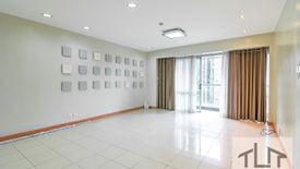 Semi-furnished 2 Bedroom Condo for Rent in Regent Parkway Taguig City03