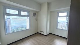 BELOW MARKET PRICE 2 BR UNIT FOR SALE in The Trion Towers beside SM Aura and High Street02