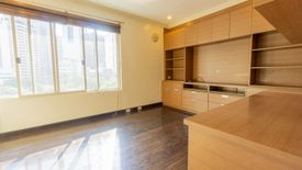 3BR Semi-Furnished Unit One Salcedo Place02
