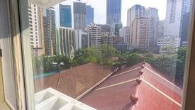 3BR Semi-Furnished Unit One Salcedo Place03