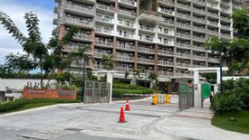 Brixton Place 2 Bedroom Condo with Parking For Rent Kapitolyo Pasig City03